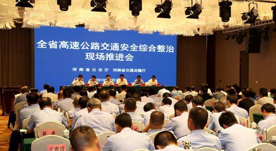 高速出口事故高发！紧急刹车、违法停车等行为酿大祸