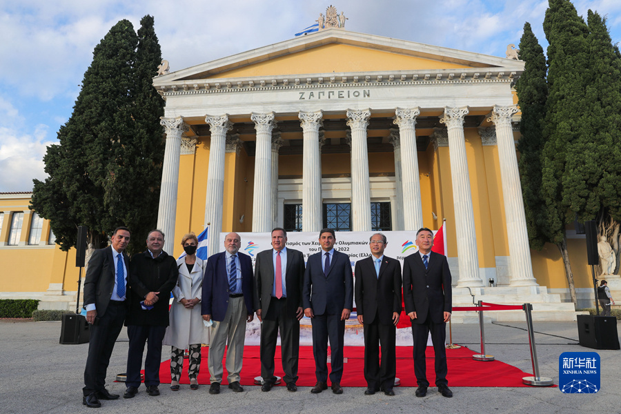 雅典举办北京冬奥会图片展,传递冬奥文化与理念
