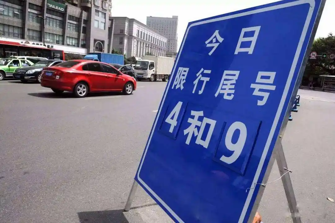 盘点开车上路易违章的7个行为,你中了几个?