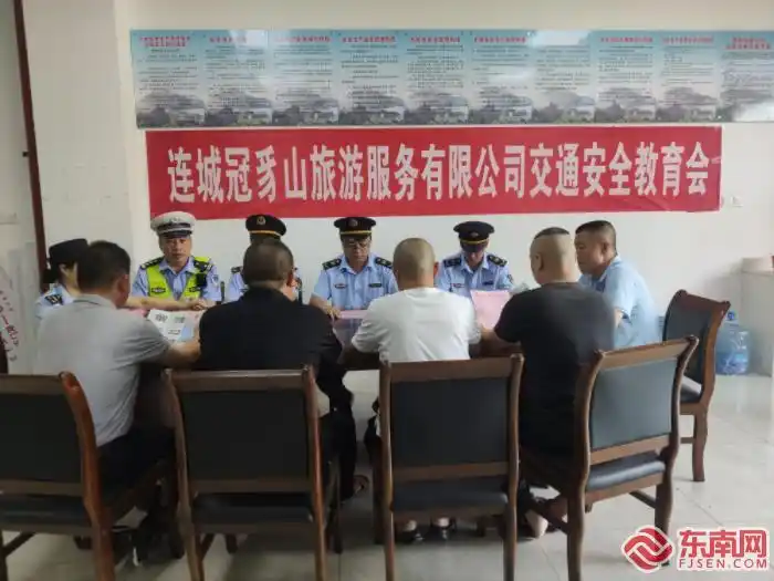 全省高速执法联合高速交警开展暑期交通运输安全执法专项行动