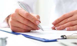 大学社团退团申请书：因时间冲突和转专业无奈退社