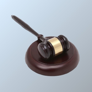 高速隧道被追尾咋处理？未伤人能协商，有人伤得急救报警