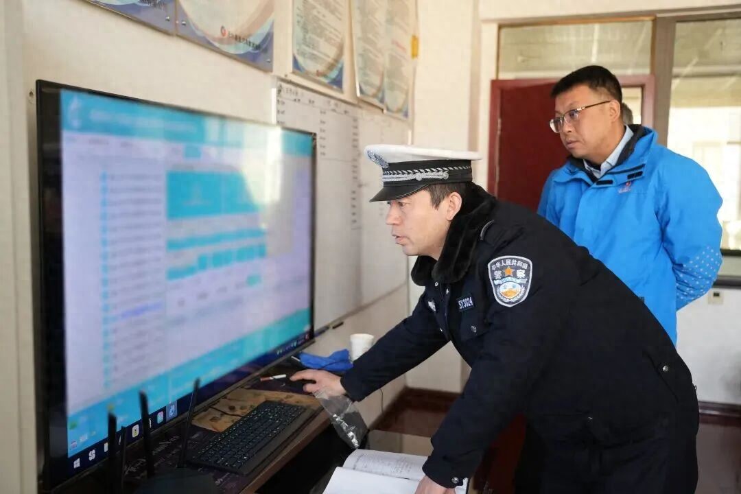 2026年春运天水公安交警深入客运企业开展违章安全教育